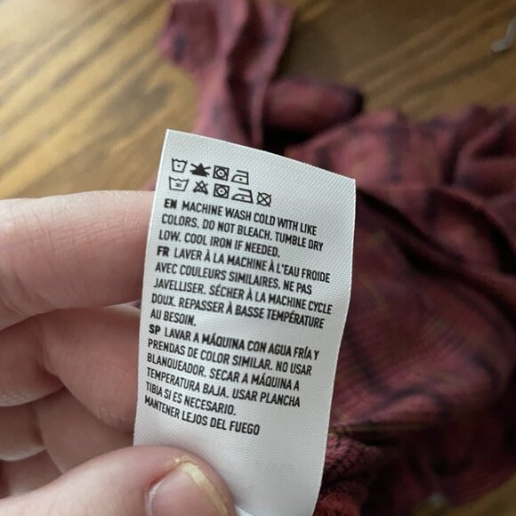 American Eagle Women S Maroon Plaid Grunge Punk High Waisted Wrap Mini Skirt NWT - Picture 9 of 9